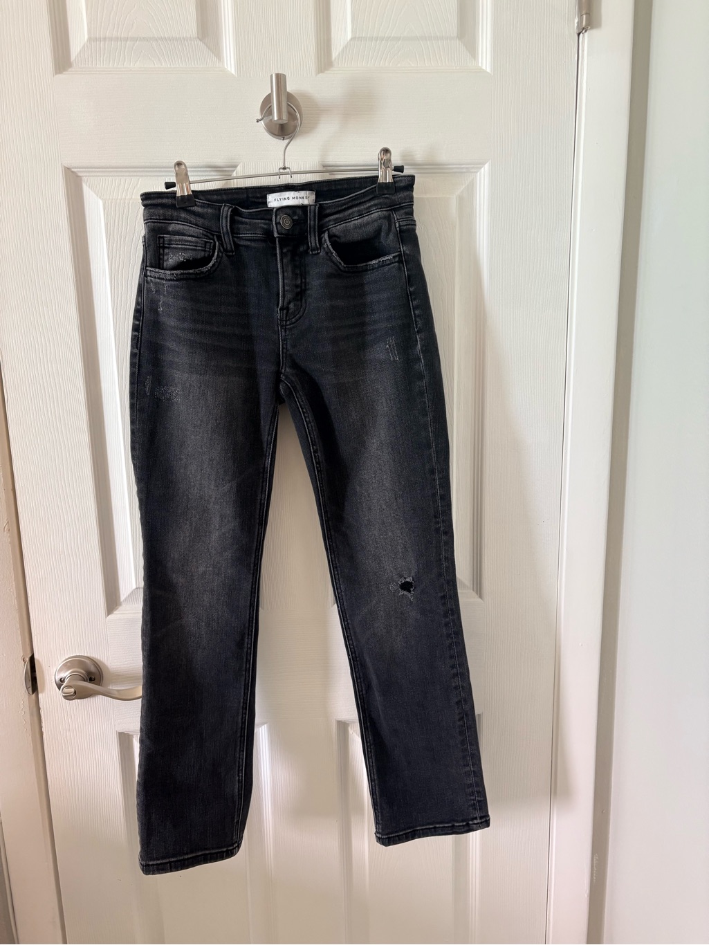 Flying Monkey Mid Rise Cropped Straight Leg Jeans. Size 25